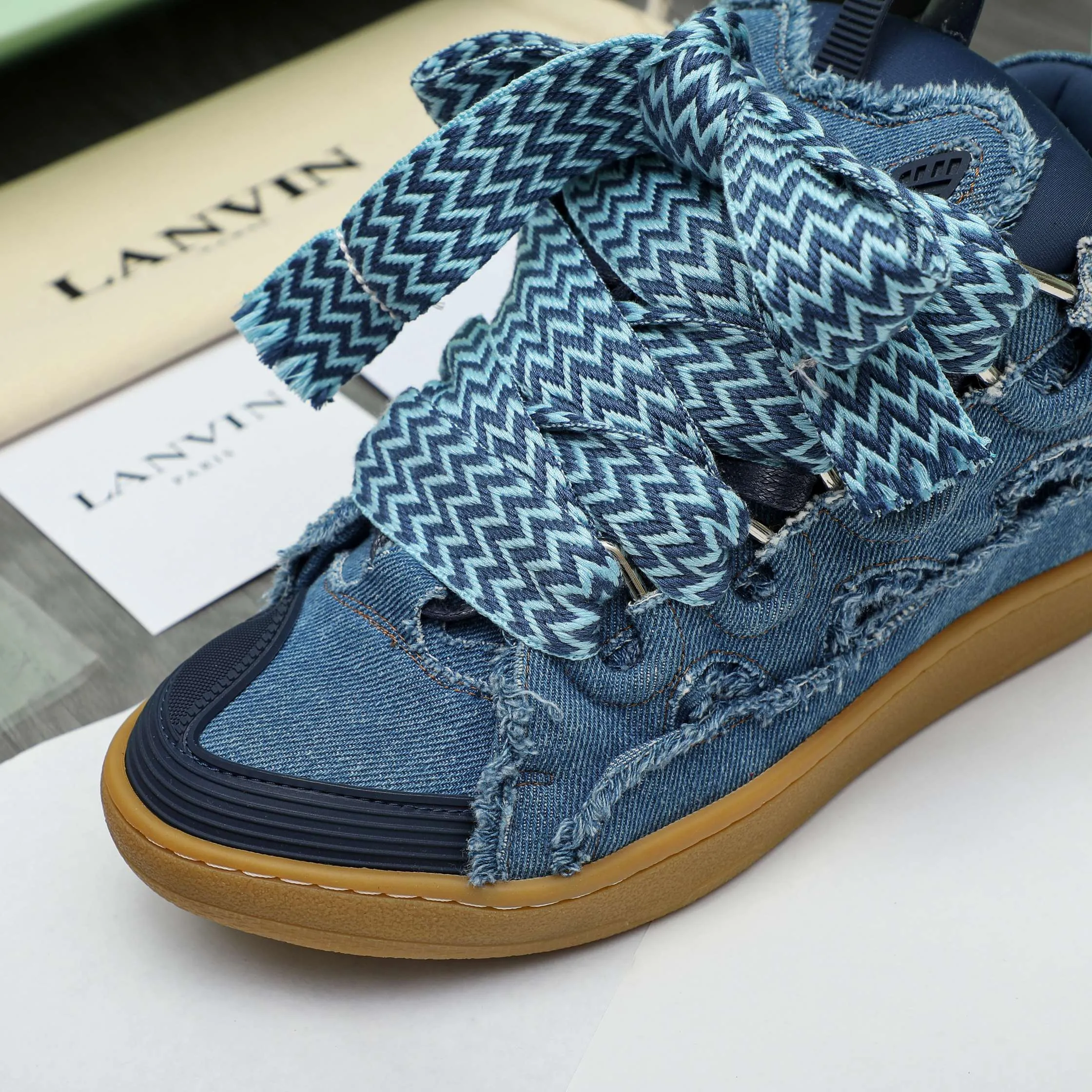 Men's shoes 💰740 [Lanvin] Lanvin high-end quality original couple's casual shoes - Upper: imported denim spliced ​​Lycra breathable fabric - Inner: Lycra elastic lining - Outsole: original rubber outsole - Super high quality control·Fine workmanship: highlighted (high-end·luxury·grade) -Size: 36-45 (45 can be customized)